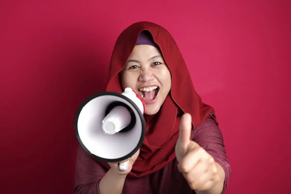 Asian woman Shouting with Megaphone and Showing Thumbs Up Gestur — ストック写真