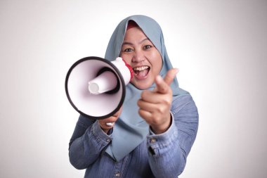 Megafon Ile Müslüman Işkadını Ileri Işaret, bize katıl Co