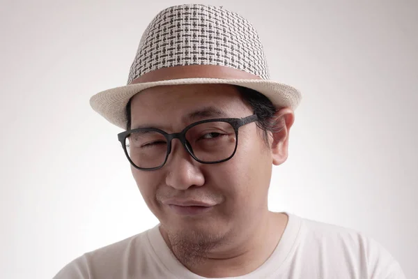 Komik Çekici Asyalı Genç Bir Adamın Portresi Cilveli Gülümsüyor Edepsiz — Stok fotoğraf