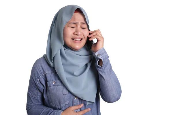 Portrait Asian Muslim Woman Get Bad News Phone Sad Crying — Stock Photo, Image