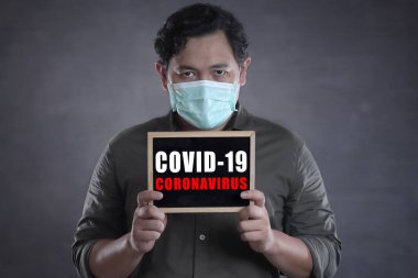 Corona virüsü, 2019-Ncov veya Covid-19. Roman Coronavirus. Mers Cov veya Sars virüsüne benzer (şiddetli akut solunum sendromu). Sağlık ve tıbbi konsept