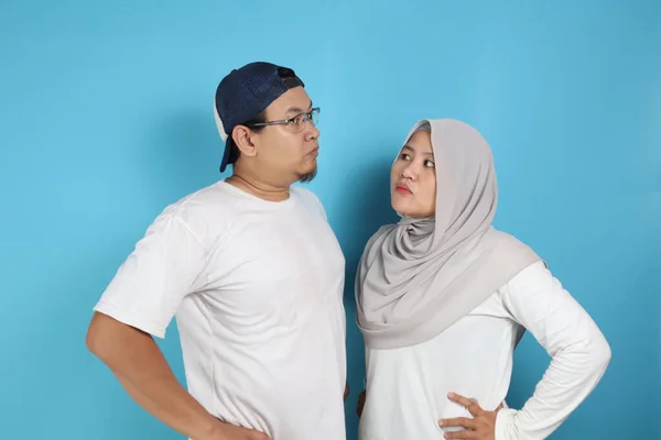 Portrait Asian Muslim Couple Husband Wife Having Fight Argument Each — Stok Foto