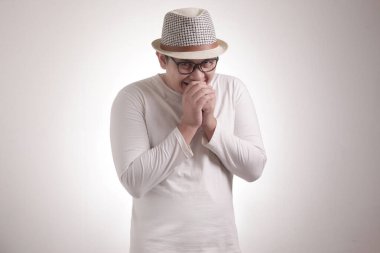 Fotoğraf resim portre mutlulukla gülümseyerek komik çekici şirin Asyalı gencin