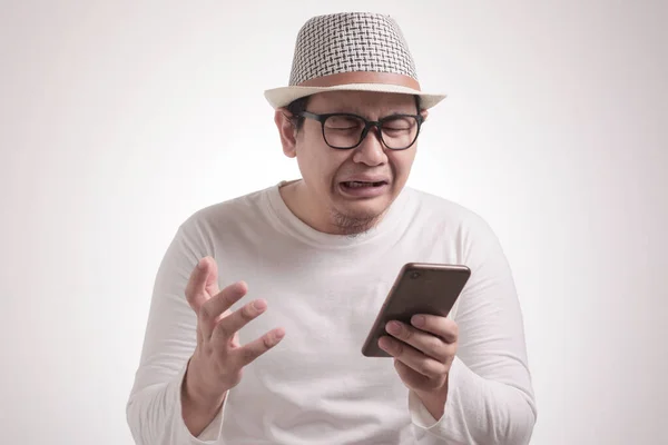 Attractive Young Asian Man Reading Texting Chatting His Phone Bad — Stock Photo, Image