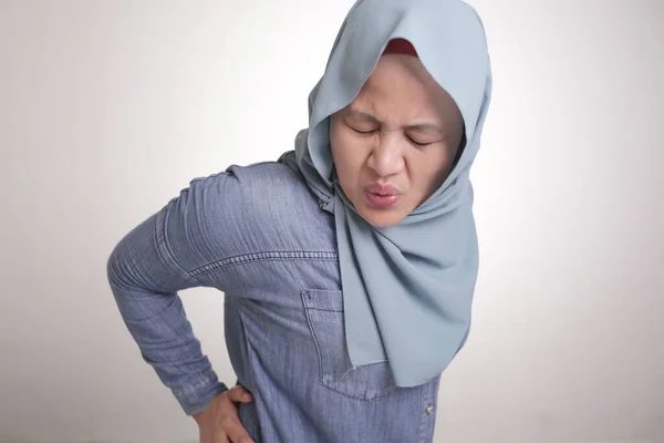 Portrait Muslim Woman Suffers Lower Back Pain Health Medical Concept — Stock Photo, Image