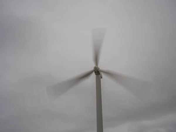 Wind Turbine Fog — Stock Photo, Image