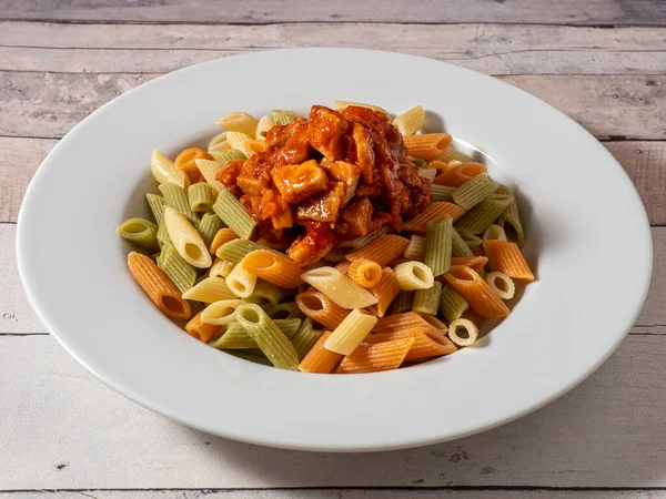 Bolonez soslu makarna.