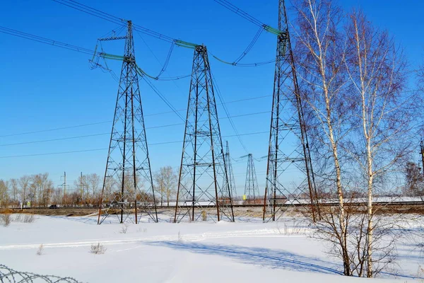 Subestações elétricas Sibéria — Fotografia de Stock