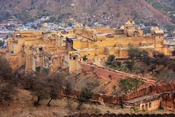 Utsikt över Amber Fort från Jaigarh Fort i Rajasthan, Indien — Stockfoto