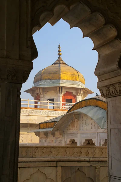 Inramad vy av Musamman Burj i Agra Fort, Uttar Pradesh, Indien — Stockfoto
