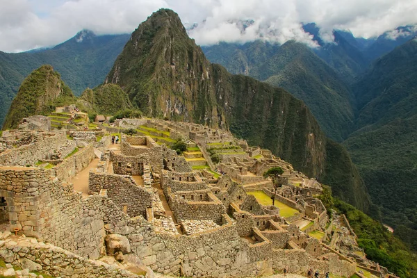 Inca citadel Machu Picchu in Peru — Stock Photo, Image