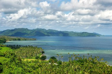 Tave Bouma Milli miras Parkı ve Somosomo Boğazı görünümü