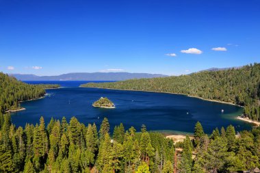 Emerald Bay Fannette Adası, California, ABD ile Lake Tahoe adlı