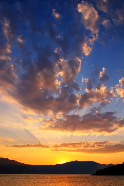 Sunrise over Peljesac Peninsula and Peljeski Strait, Korcula, Cr — Stock Photo, Image