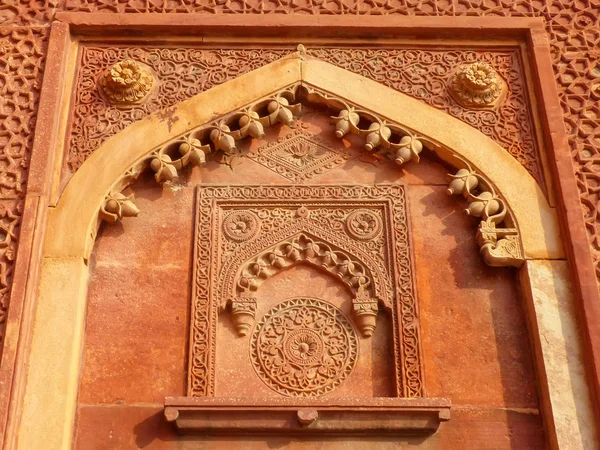 Detalle de un muro en Jahangiri Mahal, Fuerte Agra, Uttar Pradesh, I —  Fotos de Stock
