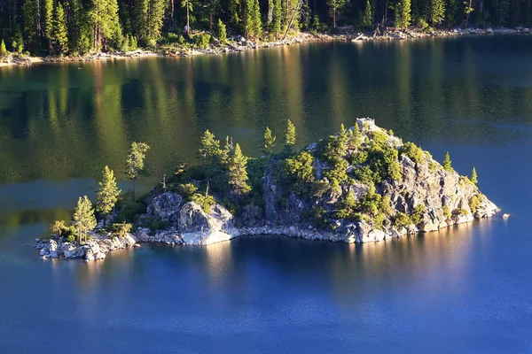 Fannette Island in Emerald Bay, Lake Tahoe, California, USA — Stock Photo, Image