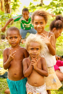 Lavena, Fiji - 27 Kasım: Tanımlanamayan çocuk oyun Lavena içinde