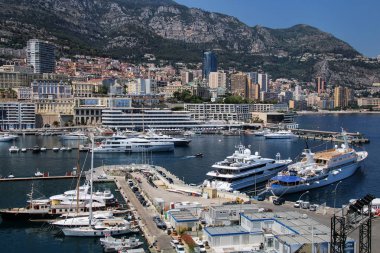 La Condamine ward ve bağlantı noktası Herkül Monako görünümü