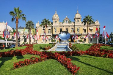 Monte Carlo Casino manzaralı Bahçe Monako.