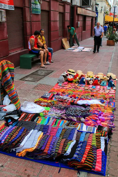 Montevideo, Uruguay - December 12-én: Bemutatás a hagyományos textil — Stock Fotó