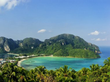 Phi Phi Don Island dan bir overlook, Krabi il, Tha görünümünü