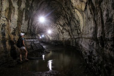 Lav tüp Santa Cruz adasında Galapagos Nat Dağlık