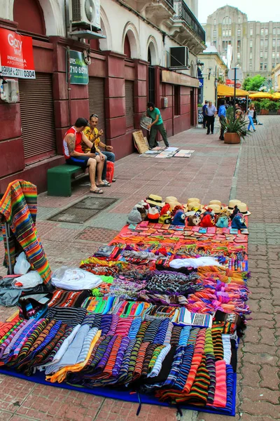 Montevideo, Uruguay - December 9-én: Bemutatás a hagyományos textil — Stock Fotó