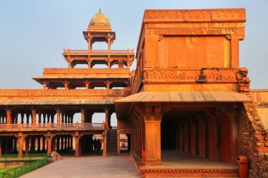 Panch Mahal Fatehpur Sikri, Uttar Pradesh, Hindistan. Fatehpur Sikri Hindistan'da Babür mimarisinin en iyi korunmuş örneklerinden biridir.