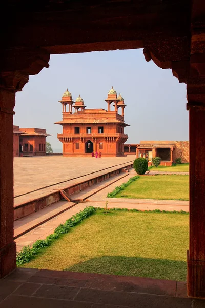 Diwan-i-Khas (Hall of Private Audience) seen from Diwan Khana-i-Khas in Fatehpur Sikri, Uttar Pradesh, India — Stock Photo, Image