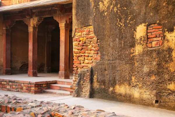 印度北方邦法塔赫 Sikri 大厦的详细资料 法塔赫 Sikri 是印度莫卧儿建筑中保存最好的例子之一 — 图库照片