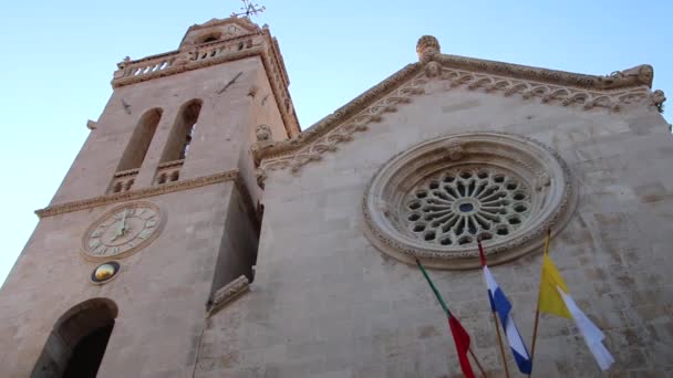 Catedral San Marcos Casco Antiguo Korcula Con Las Campanas Sonando — Vídeo de stock