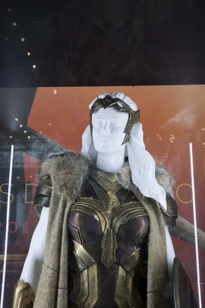 Queen Hippolyta costume on display at NY Comic Con — Stock fotografie