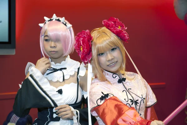 Dziewczyny sobie stroje cosplay o Ny Comic Con — Zdjęcie stockowe