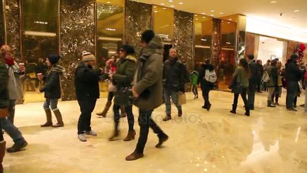 All'interno della lobby Trump Tower a New York — Video Stock