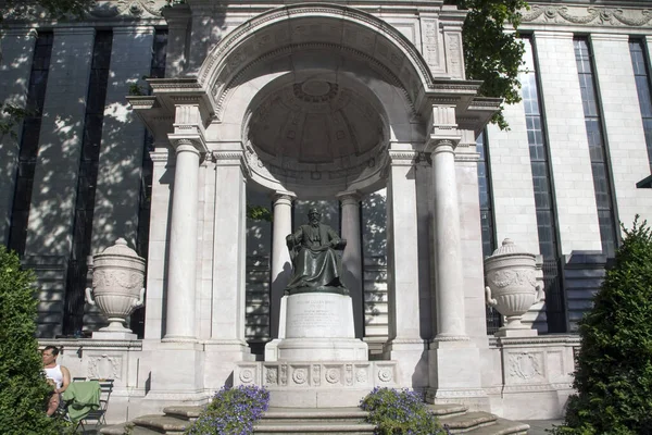 New York New York Usa June 2018 Memorial Statue William — Stock Photo, Image