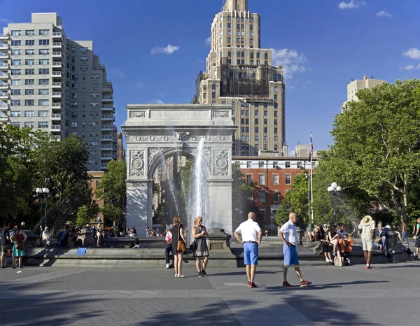 New York New York Usa Kesäkuuta 2018 Washington Square Park — kuvapankkivalokuva