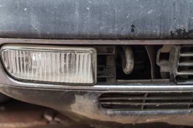 Arabanın üstüne ilave Far