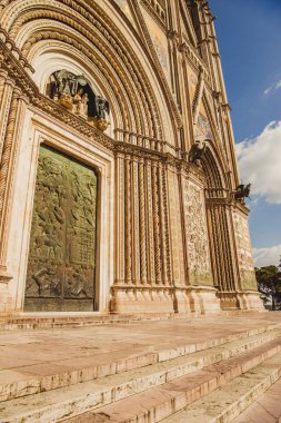merdiven ve duvar antik tarihi Orvieto Katedrali Orvieto, Roma banliyösünde, İtalya 