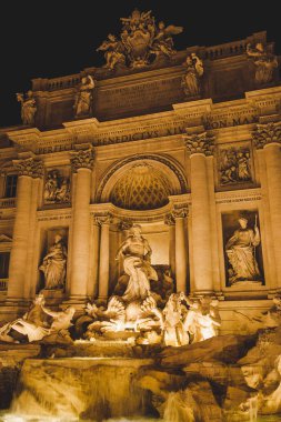 Trevi Fountain clipart