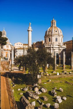 Santa Maria di Loreto (Loreto, St Maria) Kilisesi Roma Forum kalıntıları Roma, İtalya