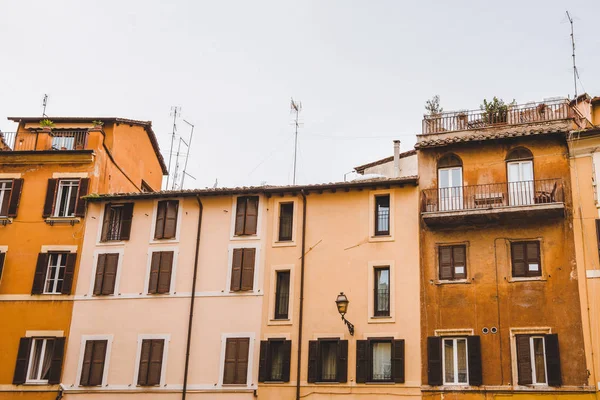 Edifici arancioni — Foto stock gratuita