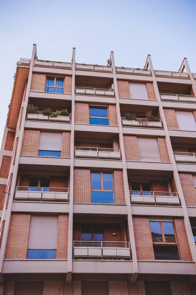이탈리아에서 개방형 창문이 건물의 — 무료 스톡 포토
