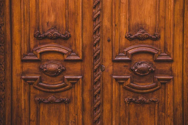 Brown doors — Stock Photo, Image