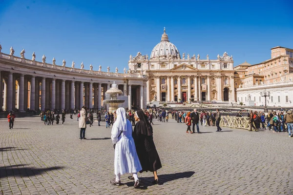 Basílica papal - foto de stock