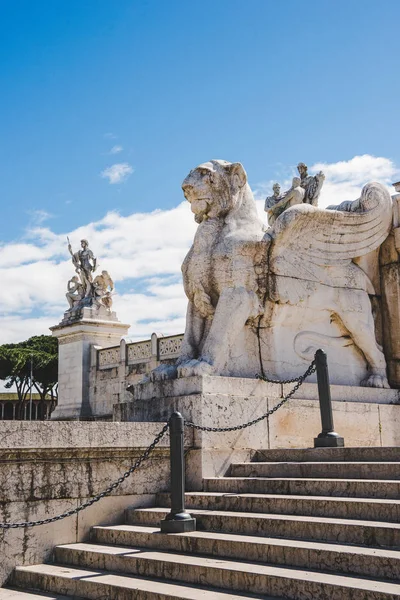 Estátua de leão — Fotografia de Stock