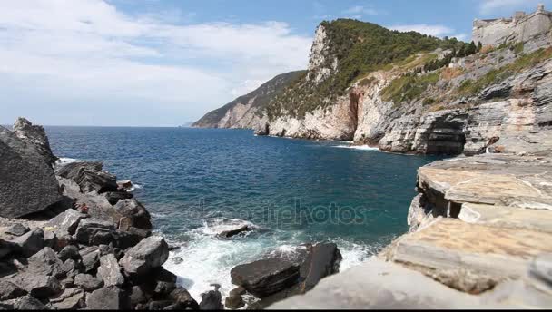 Havet och kusten i portovenere Ligurien, norr Italien en — Stockvideo