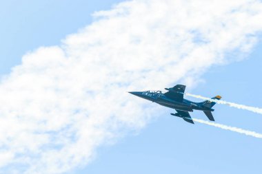 Hillsboro, Oregon - 23 Eylül 2017: Dassault-Dornier Alpha Jet gerçekleştirmek Oregon International Air Show.