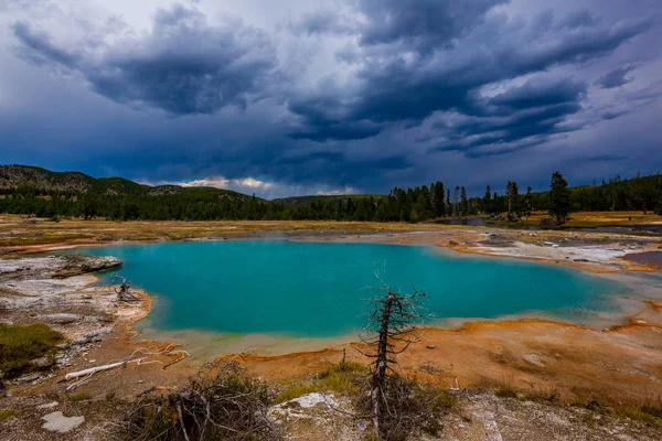 Black Diamond Pool Nel Bacino Biscuit Parco Nazionale Yellowstone — Foto Stock