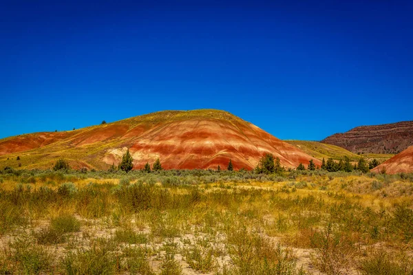 Festett Dombok Nemzeti Emlékmű Mitchell Oregon Színes Rétegek Mutatják Geológiai — Stock Fotó