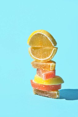 Marmelat kulesi. Su altyapısı. konsept kaya dengeleme